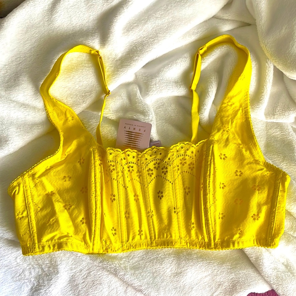 Brand new Fenty Bra 3x